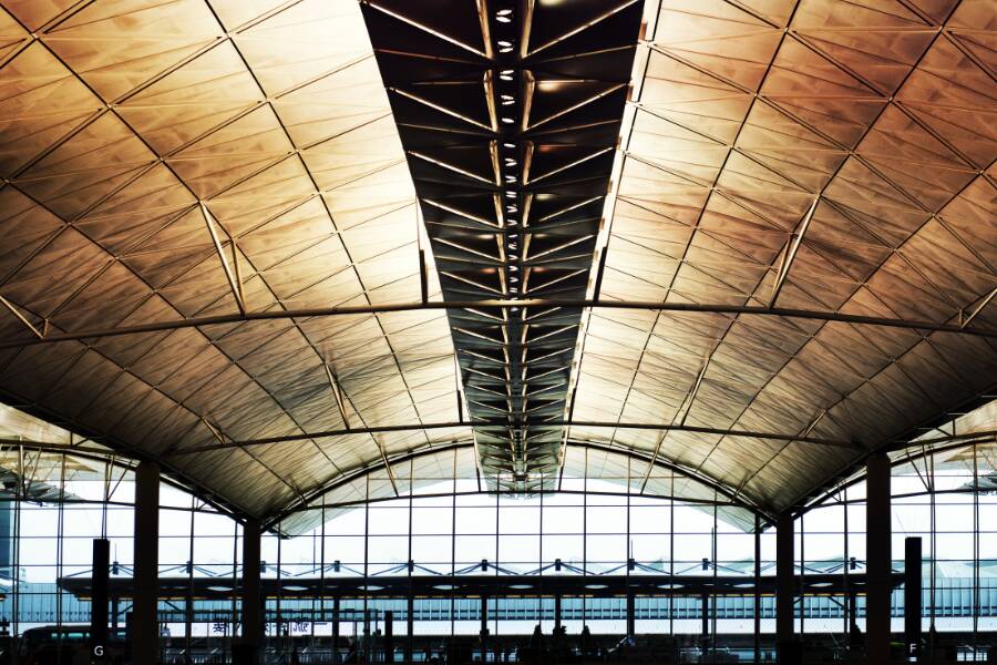Hong Kong l'aeroporto tra gli aeroporti più grandi d'Asia