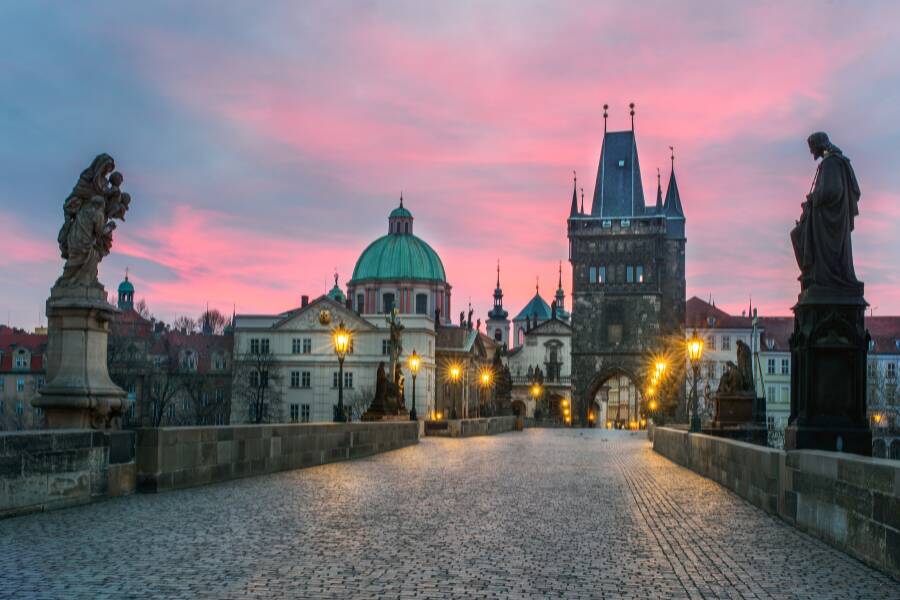 Il romanticismo di Praga all'alba