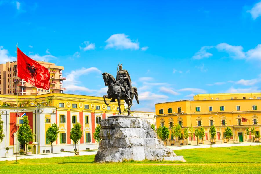 Plaza Skanderbeg a Tirana